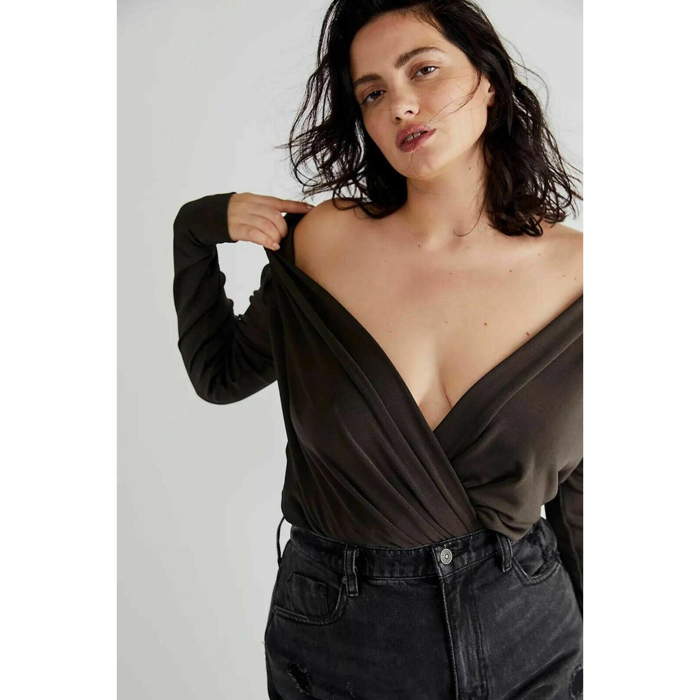 Free People Womens Turnt Draped Long Sleeve Bodysuit Top Dark Green XS, $68 NWT - Picture 3 of 6